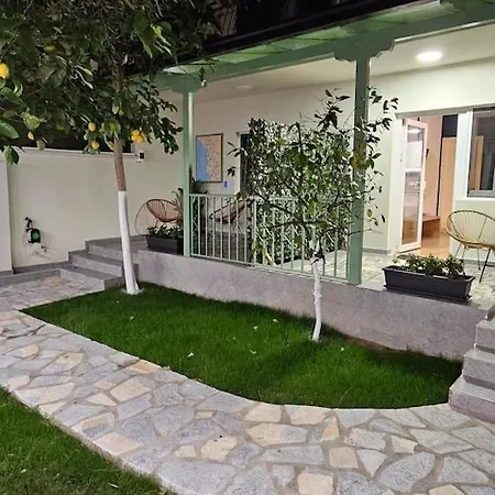 Olive Garden Blue تيرانا